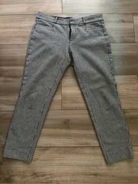 Banana Republic Black & White Houndstooth Dress Pants